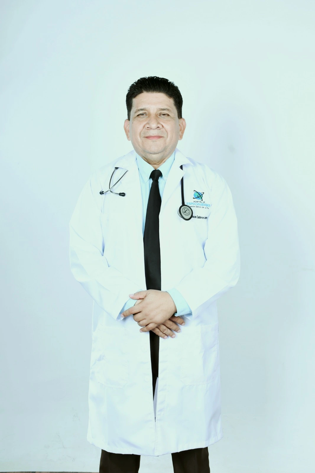 Dr. Nelson Calderón Andrade
